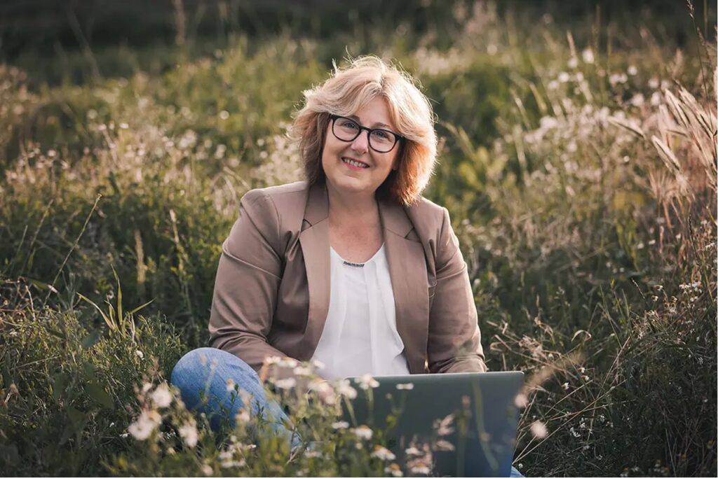 Silvia-Woerner-EFT-Klopfakupressur-Lerhtrainerin